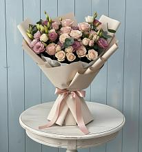 Букет цветов из:  Розы и Лизиантусы #REPLACE_PRED# Вилино