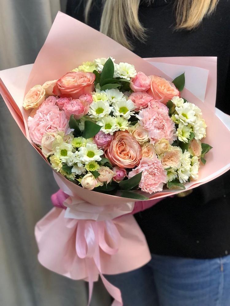 Букет цветов из: Гвоздики, Розы и Хризантемы в Вилино