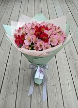 Букет цветов из:  Альстромерии в Вилино