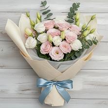 Букет цветов из:  Лизиантусы в Вилино