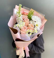 Букет цветов из:  Хризантемы и Розы в Вилино