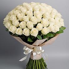 Букет 101 беля роза Белоснежка в Вилино