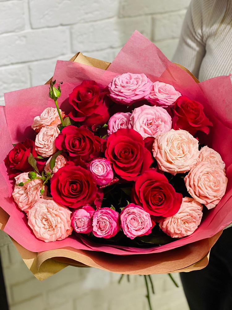 Букет цветов из: Розы в Вилино