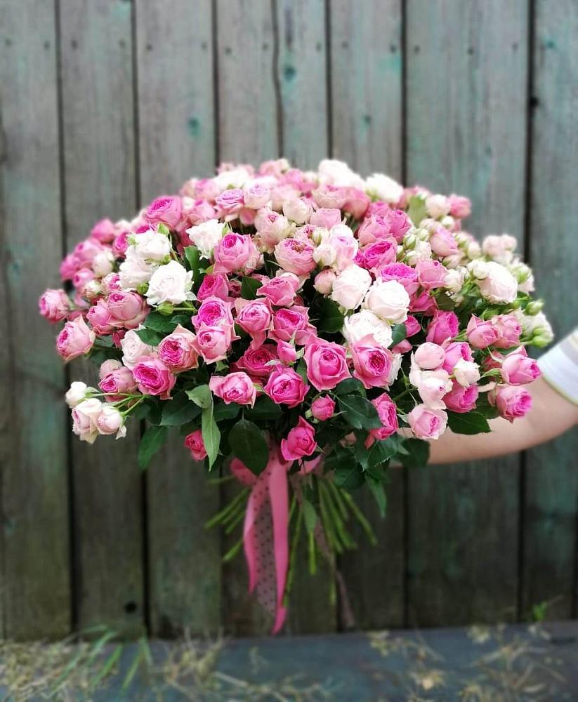 Букет Розовые кустовые розы Натали и Лав Лидия в Вилино