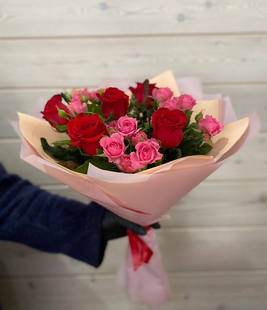 Букет цветов из: Розы в Вилино
