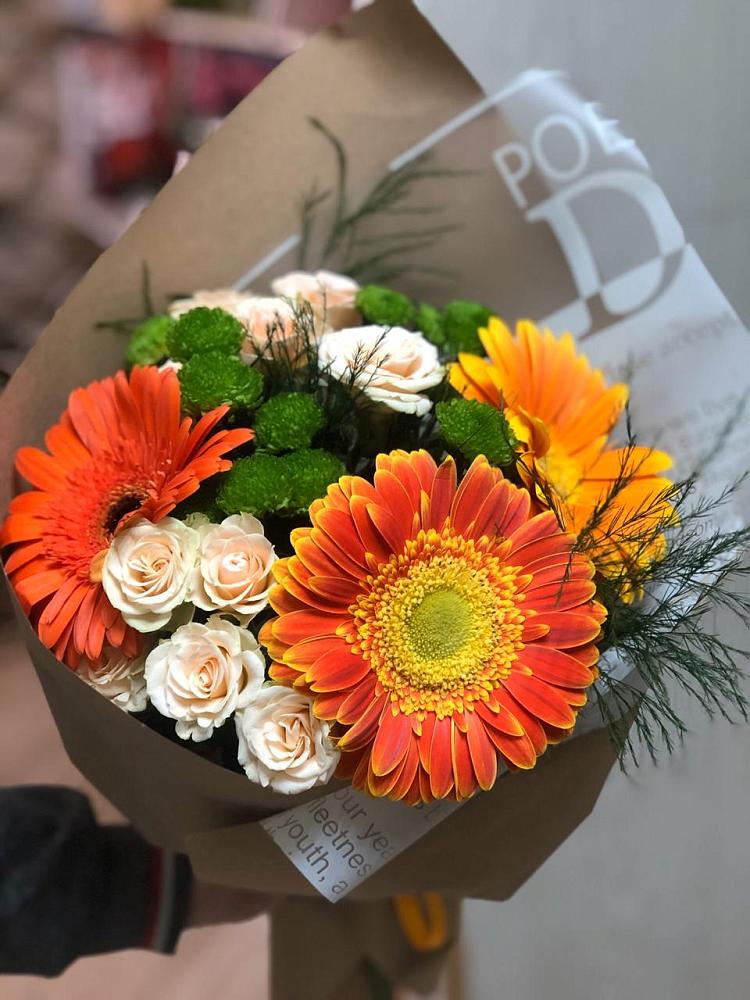 Букет цветов из: Герберы, Хризантемы и Розы в Вилино