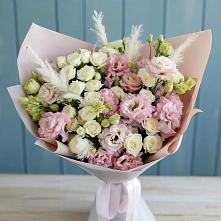 Букет цветов из:  Альстромерии и Розы в Вилино