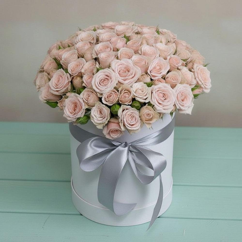 Цветочная композиция из Розы в шляпной коробке в Вилино